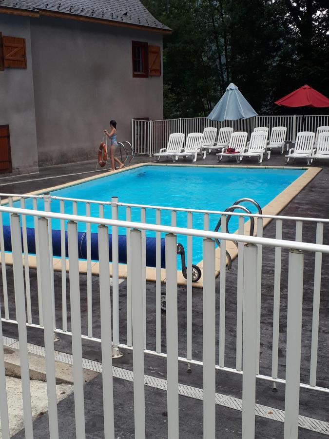 Agréable appartement avec balcon dans résidence calme Cauterets Exterior foto