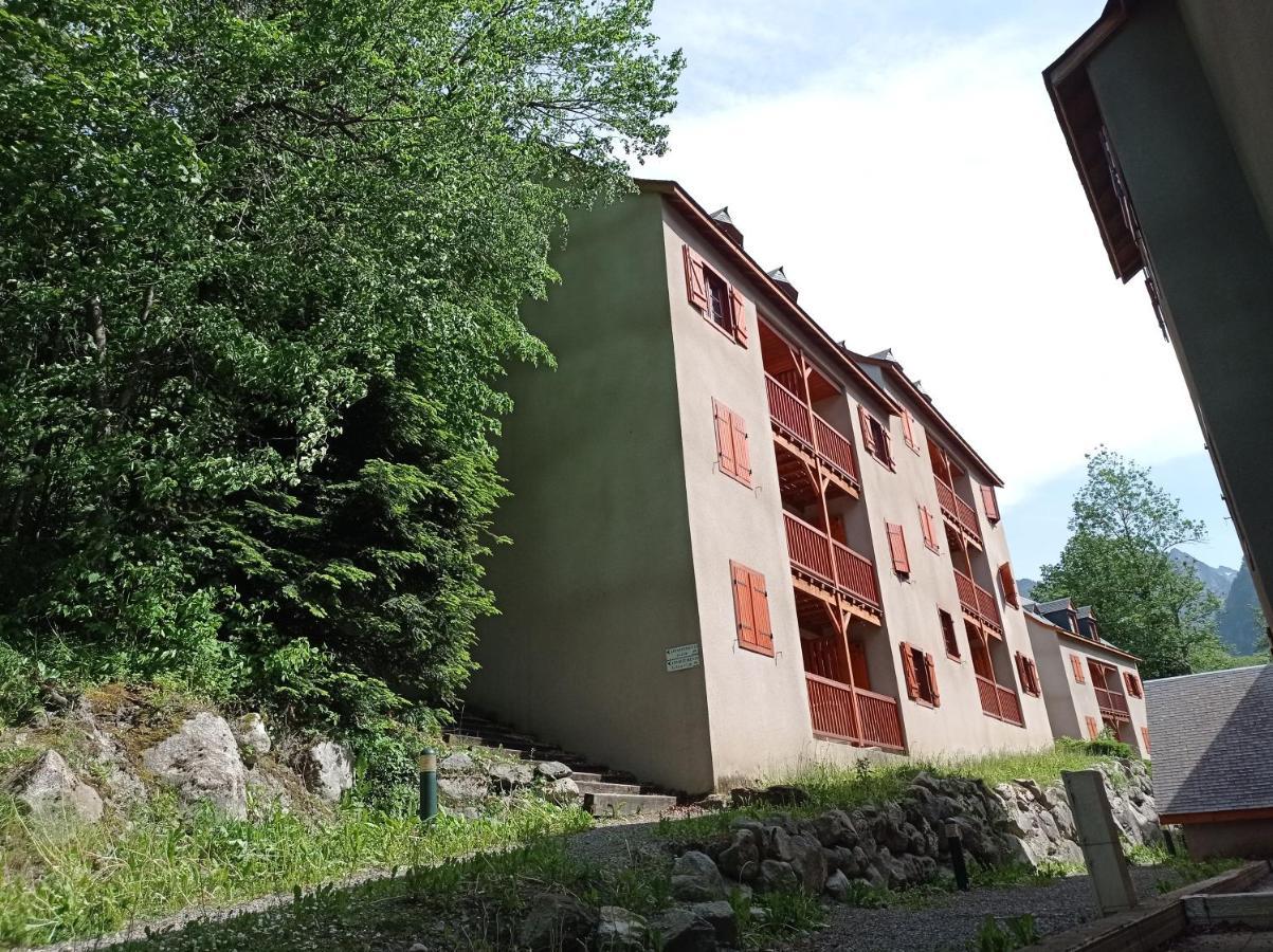Agréable appartement avec balcon dans résidence calme Cauterets Exterior foto